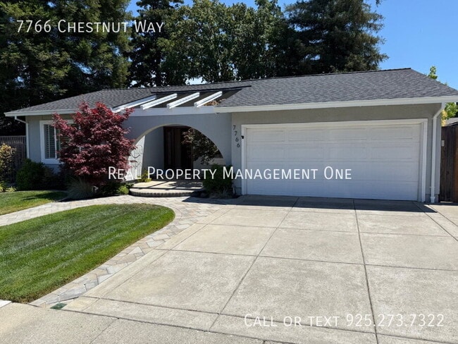 Photo - 7766 Chestnut Way House