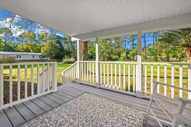 Building Photo - 655 Charlies Rd