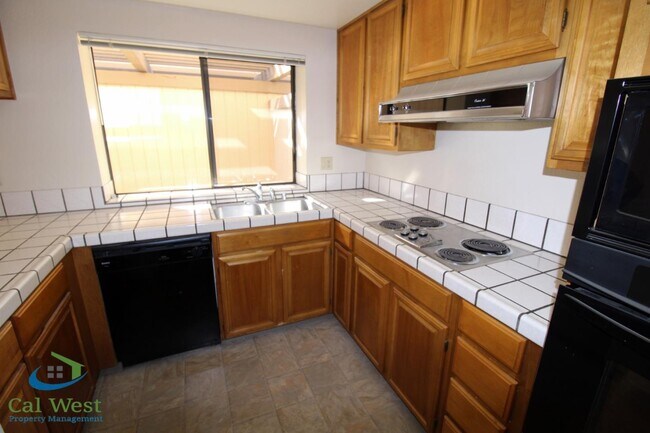 Building Photo - 16129 Loretta Ln