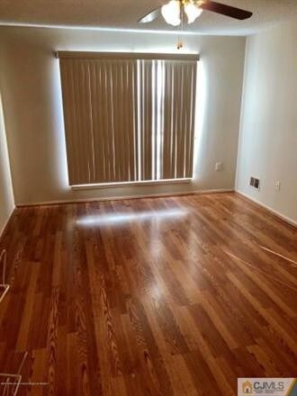 Foto del edificio - 336 Danbury Ct