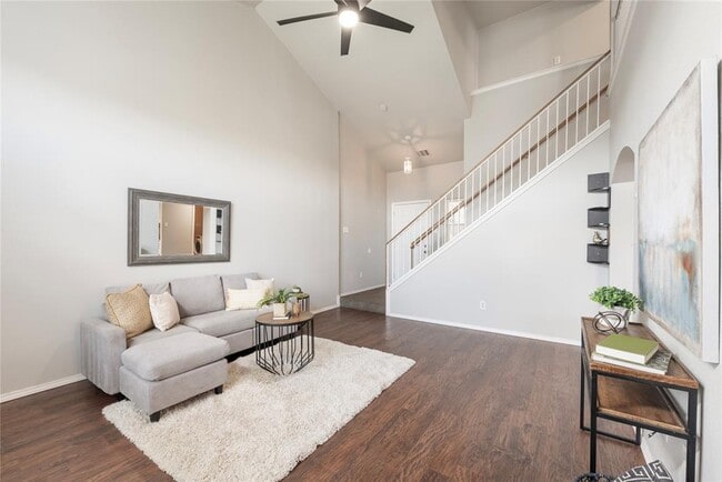 Building Photo - 12821 Thomas Jefferson St