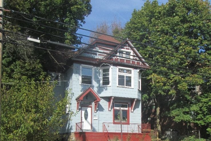 Primary Photo - 82 Ingram Ave