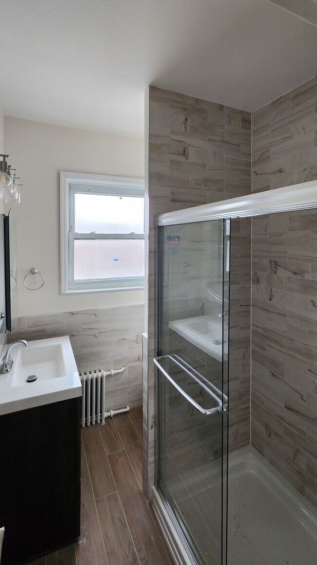 Gut Renovation: NEW BATHROOM - 149 McClean Ave