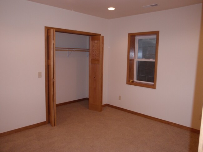 Foto del edificio - 520-524 S Park St