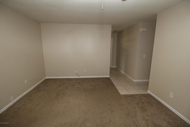 Foto del edificio - 2195 Corey Rd