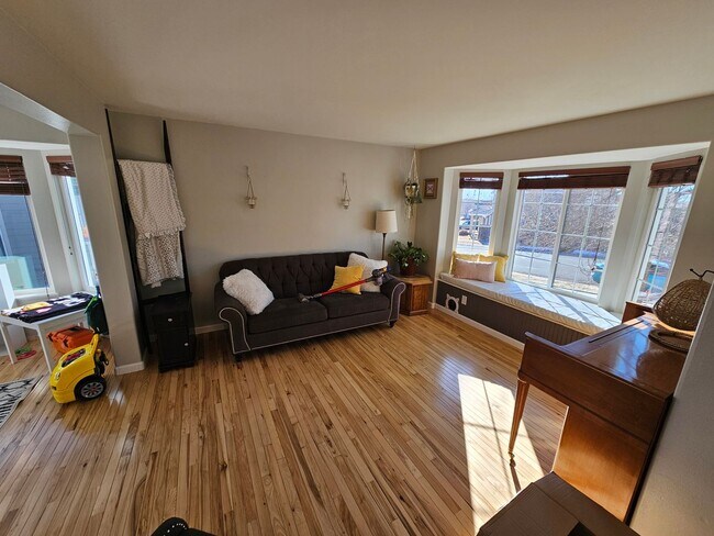 Foto del edificio - Massive 6 bed 4 bath home in 80922!!
