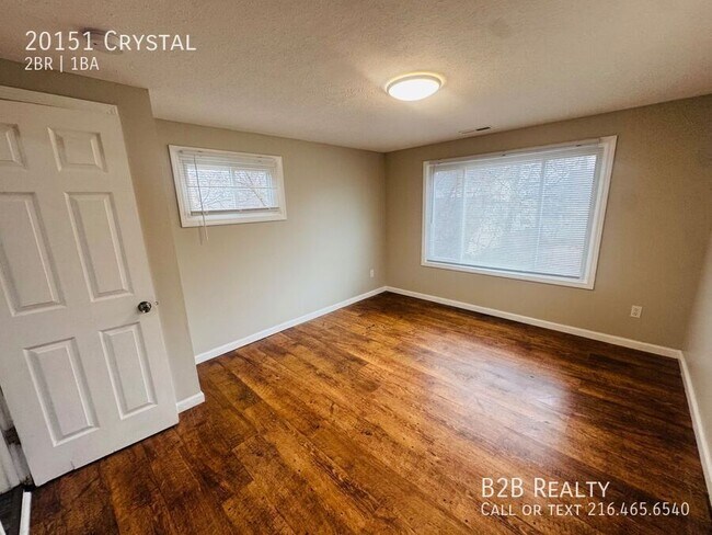 Foto del edificio - 20151 Crystal-