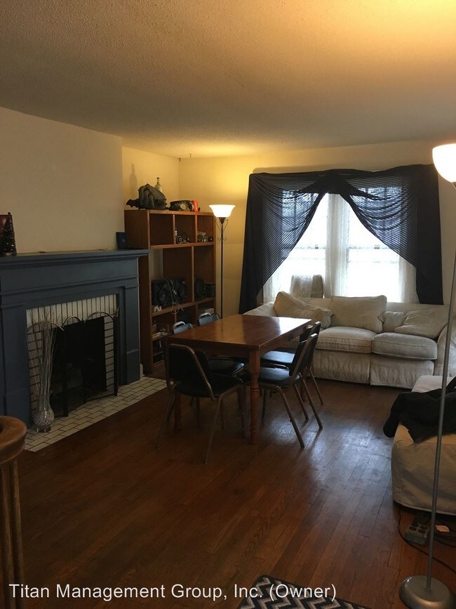 Foto del edificio - 4 br, 1.5 bath House - 816 Robinson Street