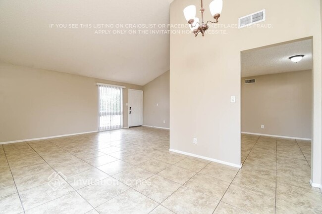 Building Photo - 6014 S 41st Pl