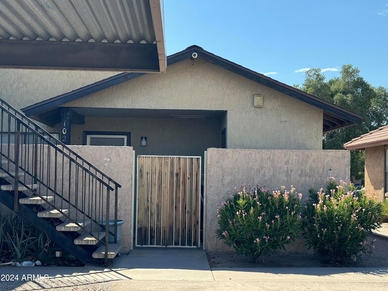 Foto principal - 2729 N Salem
