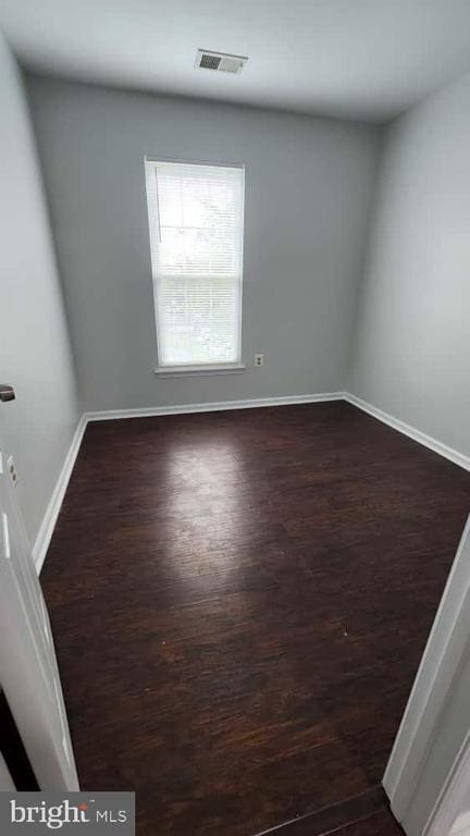 Building Photo - 2420 Sandwich Ct
