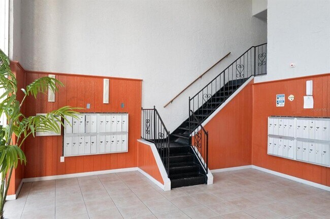 Building Photo - 1902 Honour Rd