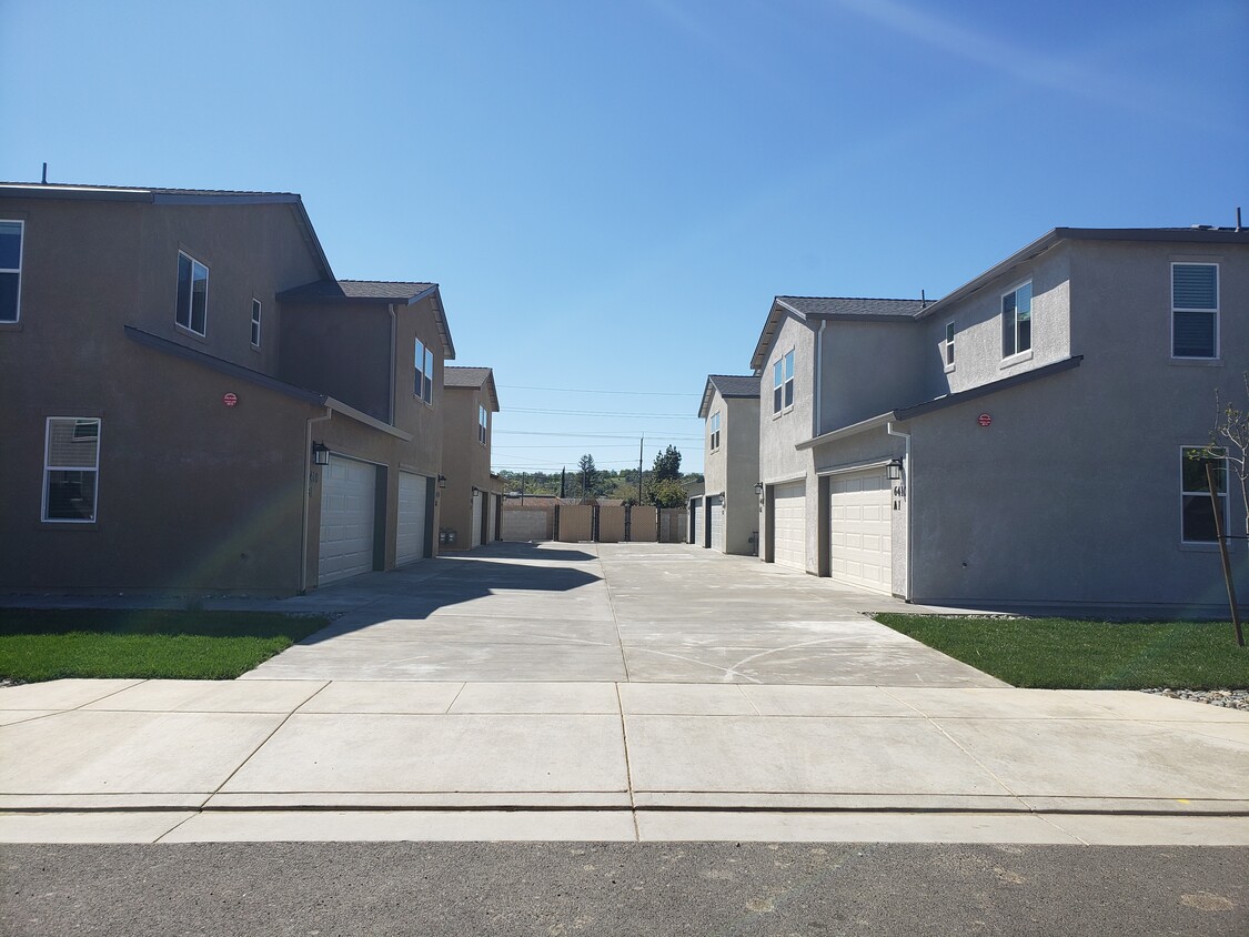 6410 Riverway Ln Unit A2, Redding, CA 96001 Condo for Rent in Redding