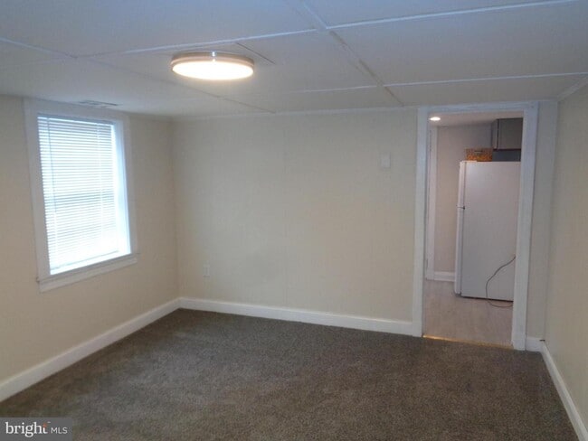 Building Photo - 2800 Linwood Ave