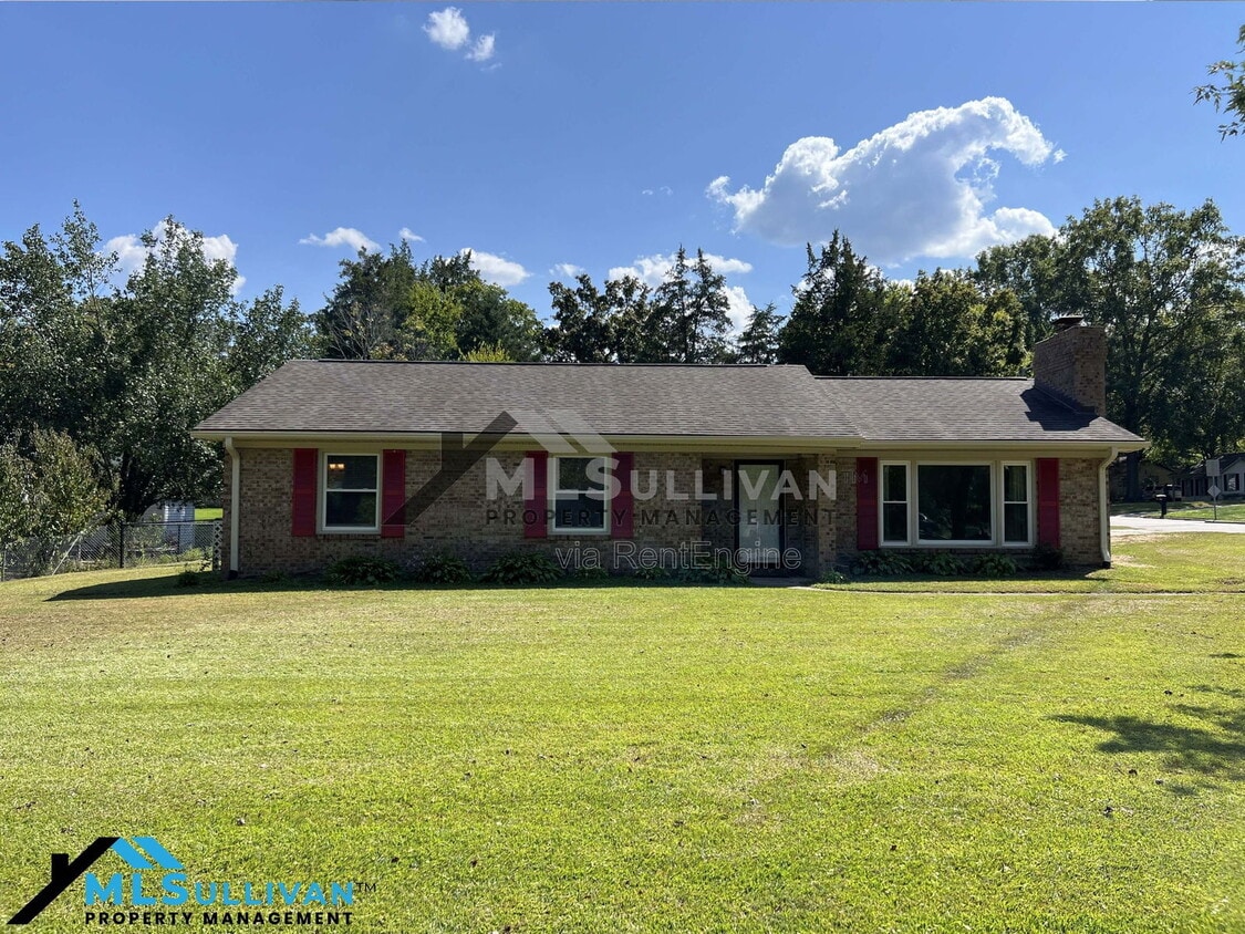 Photo - 200 Infinity Rd