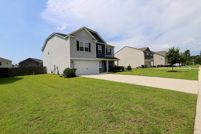 Building Photo - 3830 Moseley Dr