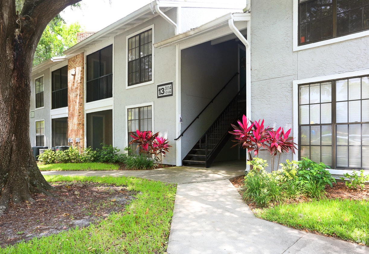 Grand Pavilion Apartments Tampa, FL