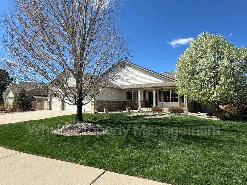 Primary Photo - 1734 Parkdale Cir