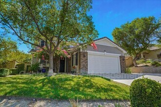 Building Photo - 22922 Boxwood Ln