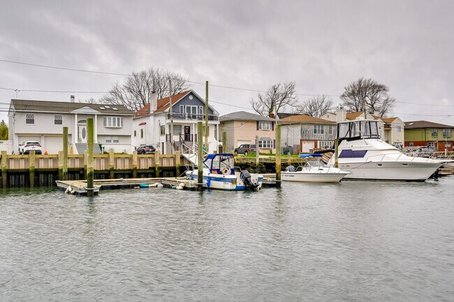 Foto del edificio - 1017 California Pl S