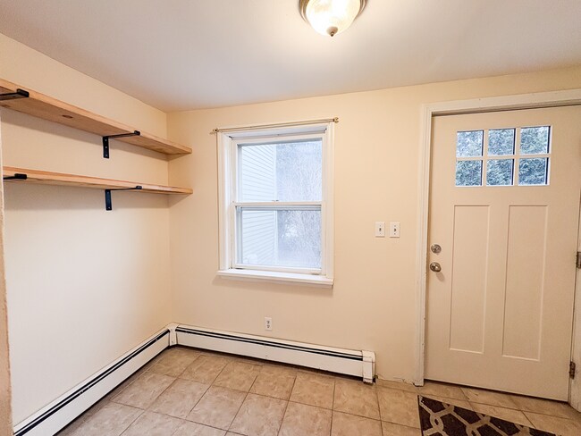 Foto del edificio - 4 Nashville Rd