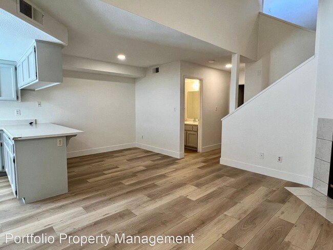 Building Photo - 2 br, 1.5 bath House - 817 Quail Lane # 12
