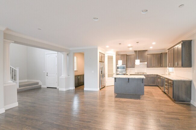Building Photo - 4048 Browns Valley Rd