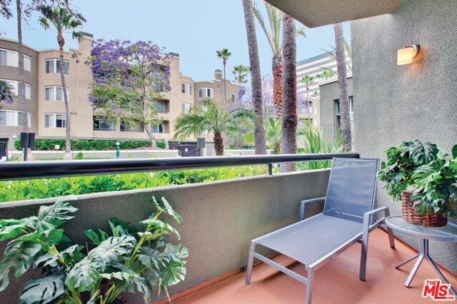 Foto del edificio - 1420 Peerless Pl