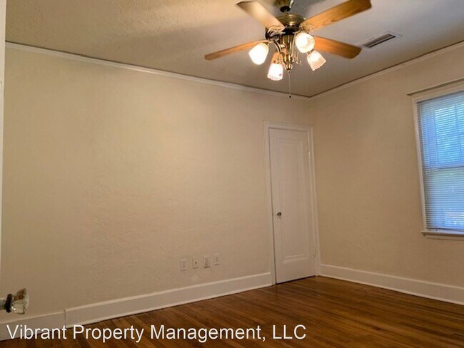 Building Photo - 3 br, 2 bath House - 1226 NW 4th Ave