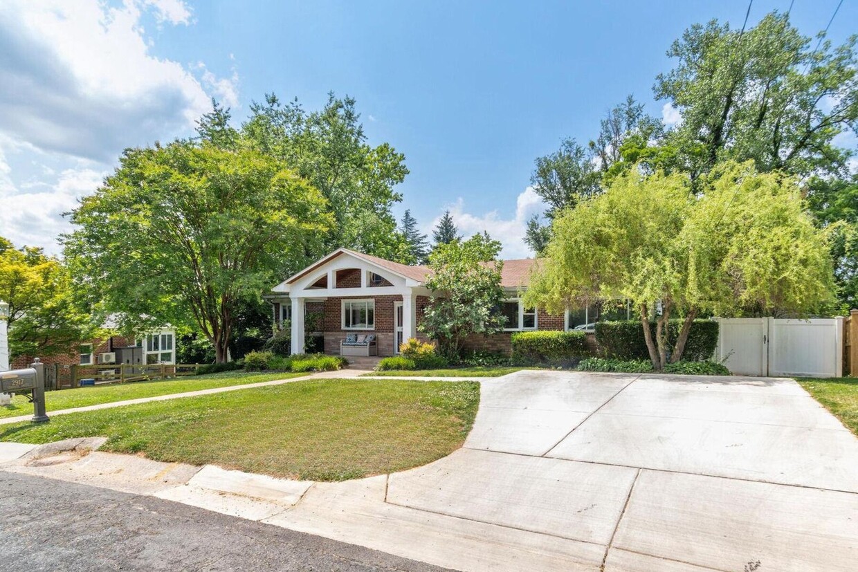 Primary Photo - 2917 Terrace Dr