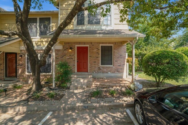 Building Photo - 11901 Swearingen Dr