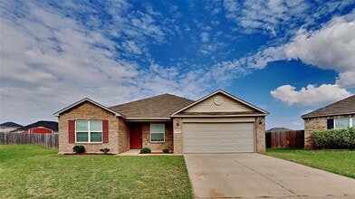 Building Photo - 13121 Bridgewater Ct