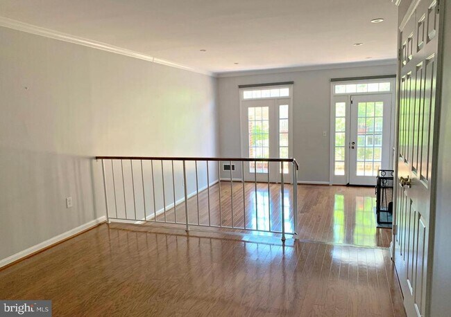 Foto del edificio - 1040 N Royal St