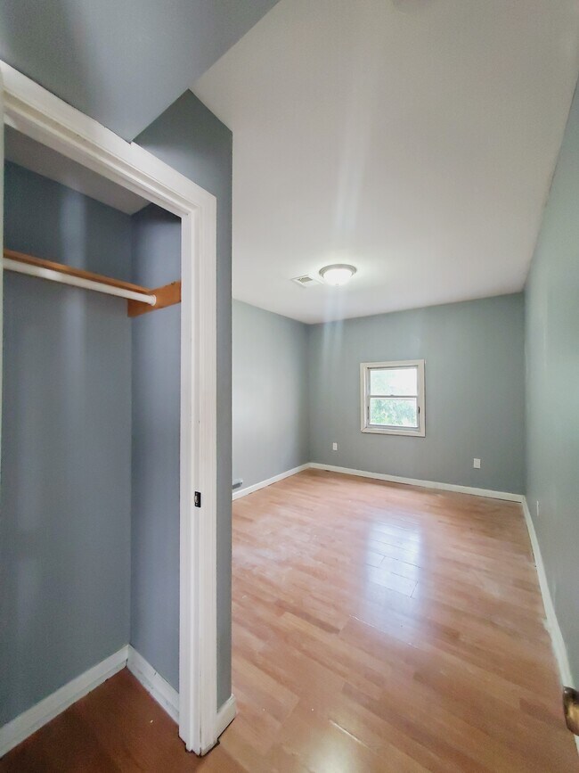 Foto del edificio - 111 Myrtle Ave