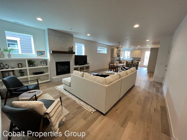 Building Photo - 3 br, 2 bath House - 20168 Glen Vista Rd