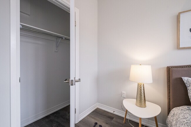 Photo du bâtiment - 550 Grey St