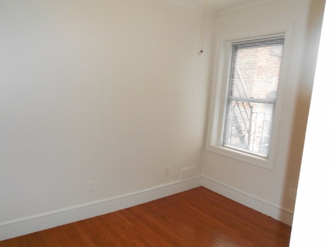 Building Photo - 1 bedroom in Boston MA 02115