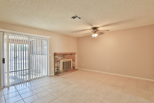 Building Photo - 1127 W Jacinto Circle, Mesa, Az.