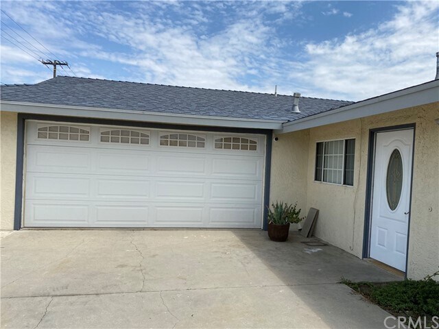 Foto del edificio - 7325 Cypress Ave