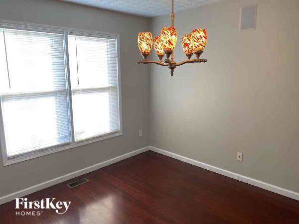 Building Photo - 248 Westmark Ct