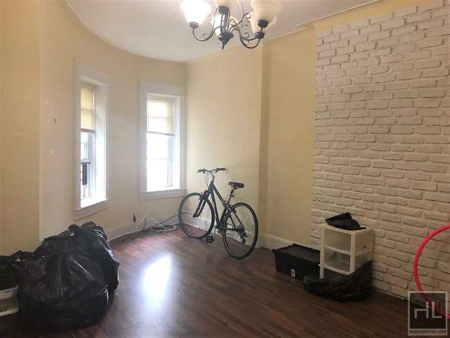 Foto del edificio - 87-42-87-78 78th St