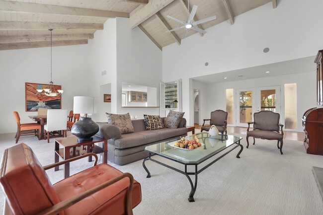 Foto del edificio - 37868 Los Cocos Dr E