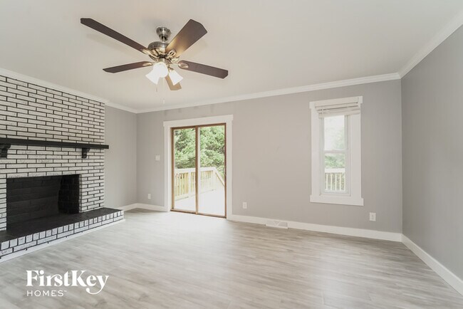 Foto del edificio - 4039 Seaforth Dr