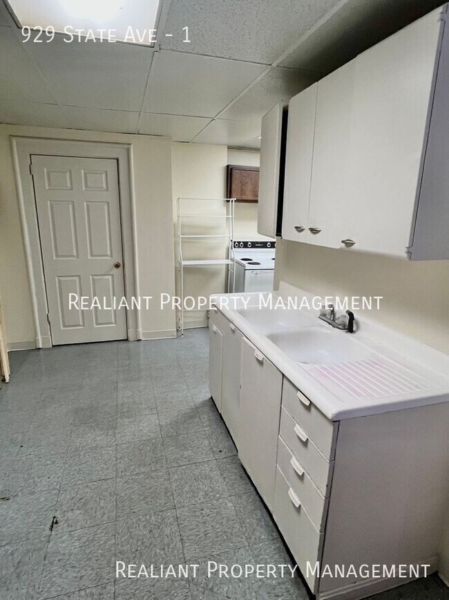 Foto del edificio - 929 State Ave