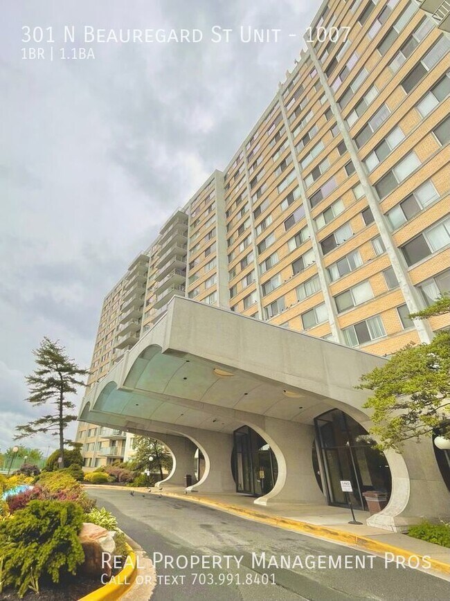 Building Photo - ALL UTILITIES INCLUDED!!! TWO LEVEL CONDO-...