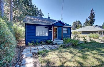 Building Photo - 2716 Neals Ln