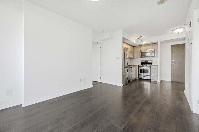 Building Photo - 68 Abell St