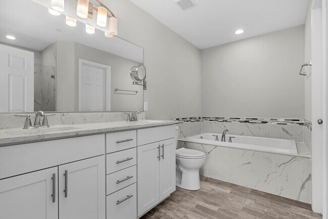 Foto del edificio - Beautiful 4br 2.5ba with huge basement and garage in Edgemere