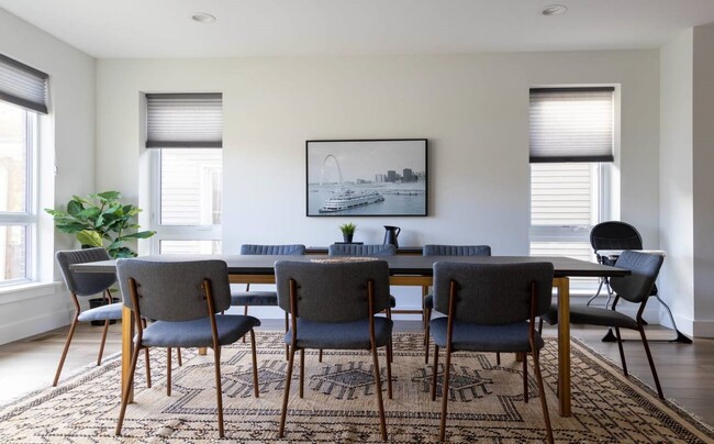 Foto del edificio - 4315 Hunt Ave