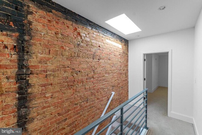 Building Photo - 4820 Paschall Ave